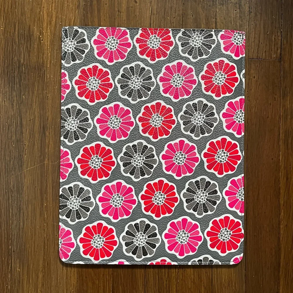 NWT Vera Bradley Floral iPad Sleeve
